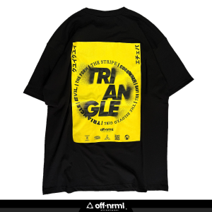 Polera Negra - Triangle Amarillo